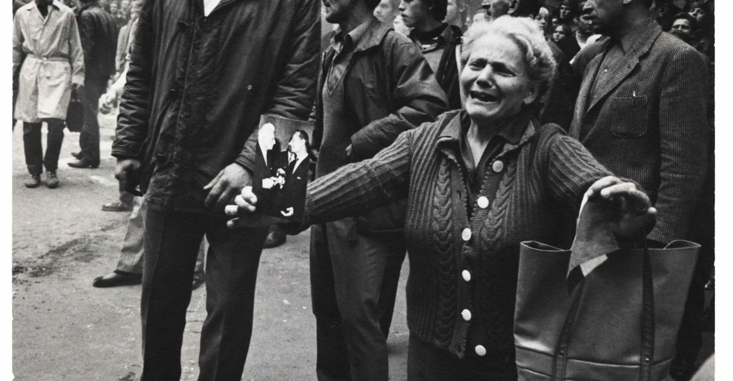 Czechoslovakia Invasion, Prague, Czechoslovakia, August 21 1968. Courtesy Hilmar Pabel/The Black Star Collection/Ryerson Image Centre